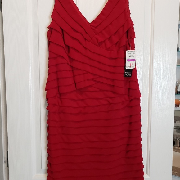 Adrianna Papell Dresses & Skirts - Adrianna Papell Dress